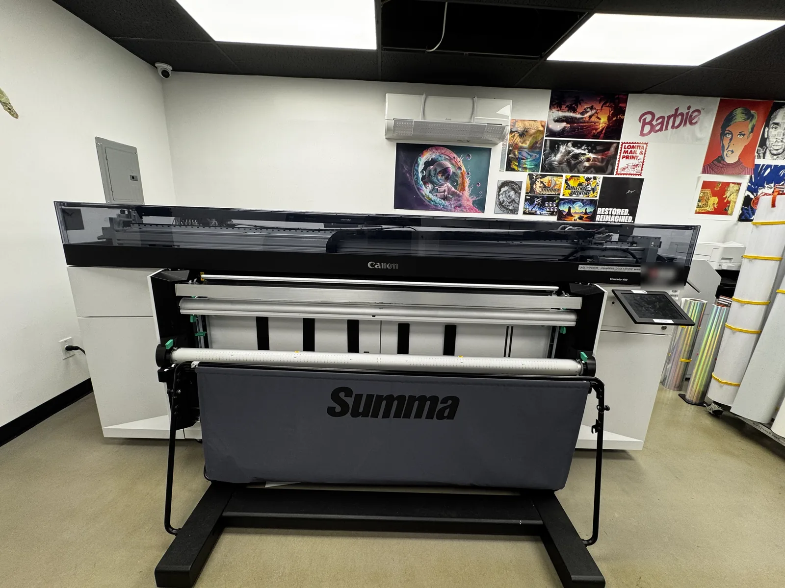 Wide-format roll printer, 64 inches